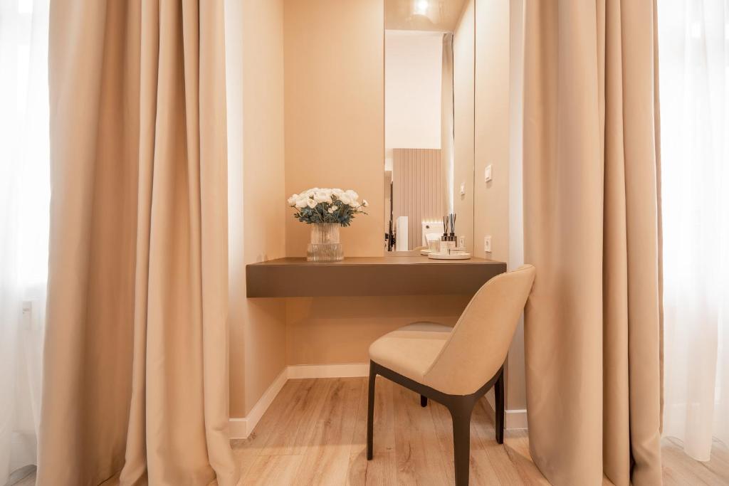 Karoly Boutique Suites, Best Location by BQA - Resim 17