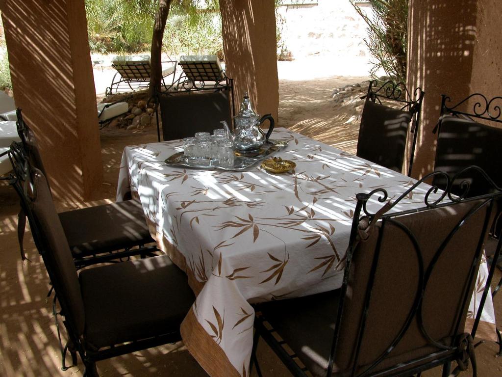 Restaurace v ubytování Le Drom'blanc