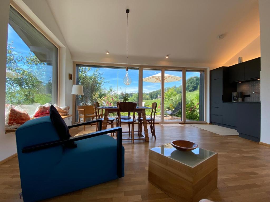 Χώρος καθιστικού στο Guesthouse Paradies Samerberg