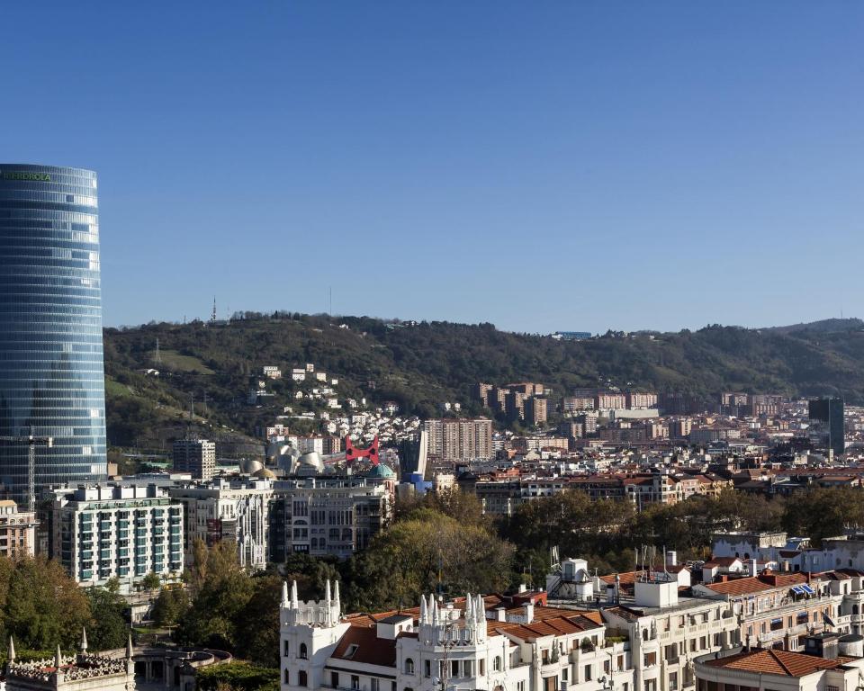 Hotel Ilunion Bilbao - Resim 41