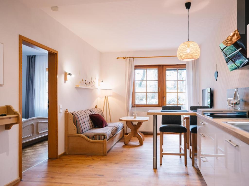 Landhaus Weber - Wohnung Mit Terrassen Mit Einem Schlafzimmer
