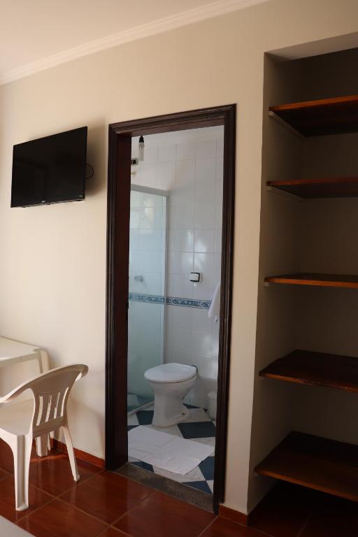 Camping Pousada Ilha do Mel - Frente ao Mar - 阳台的三个房间