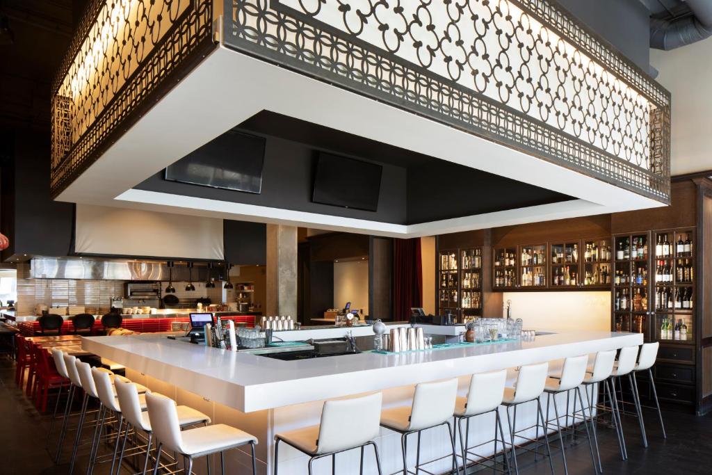 Nápoje v ubytování Alt Hotel Winnipeg