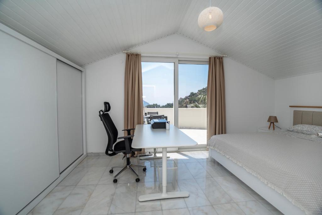 Postel nebo postele na pokoji v ubytování Villa mit einzigartigem Ausblick