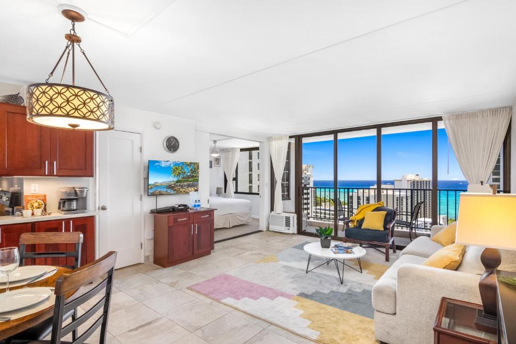 Great Ocean & Diamond Head View Near Waikiki Beach - Housity