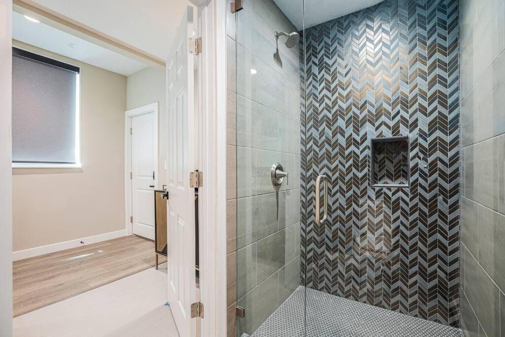 Private room with Kitchen & Bath 4 photo