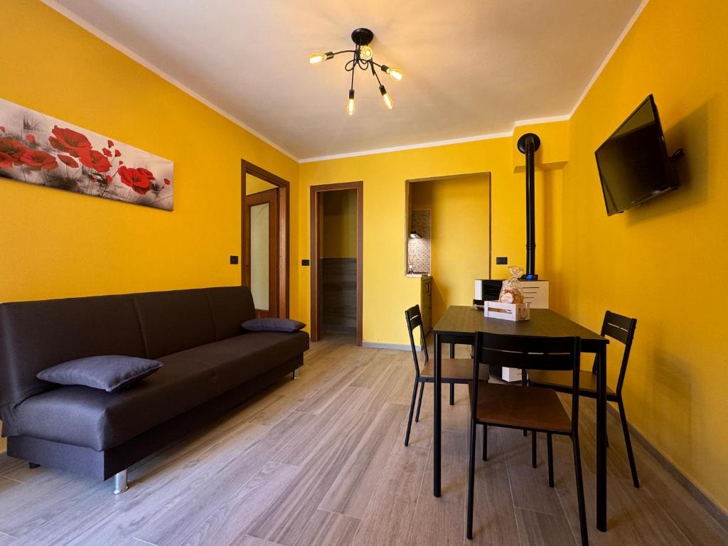 TV a/nebo společenská místnost v ubytování Sunrise Inn & Spa