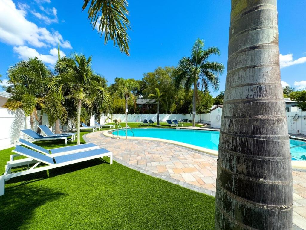 Piscina di 1k Bed Studio Apt With Shared Pool 07 o nelle vicinanze