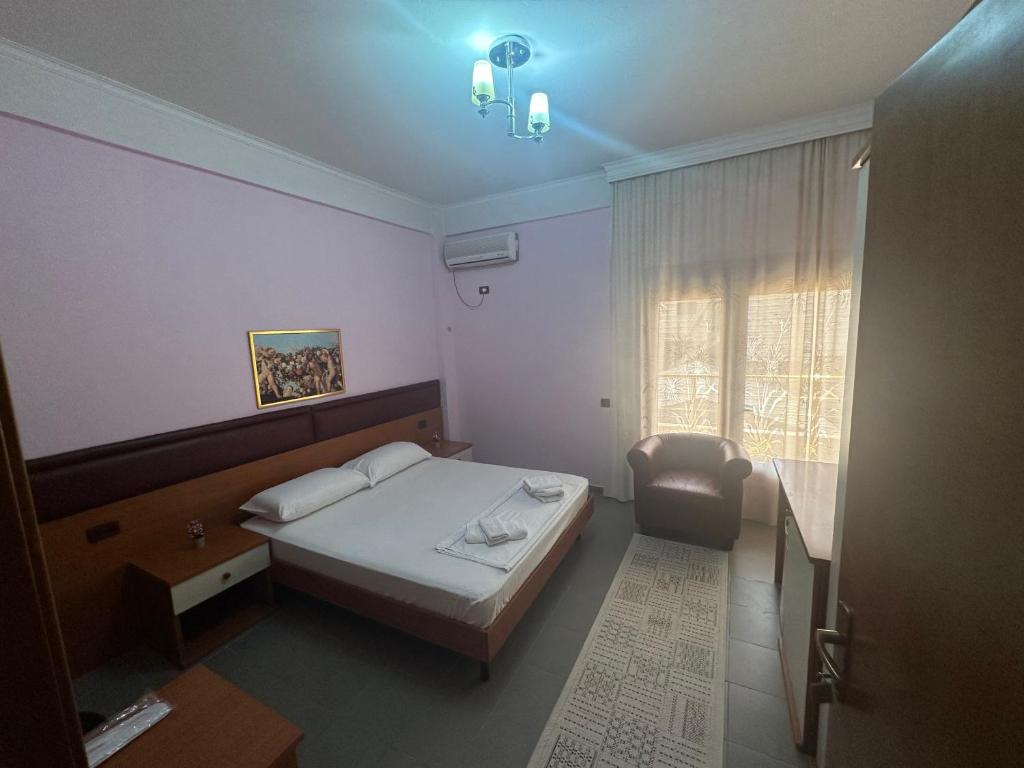Postel nebo postele na pokoji v ubytování Hotel Edland