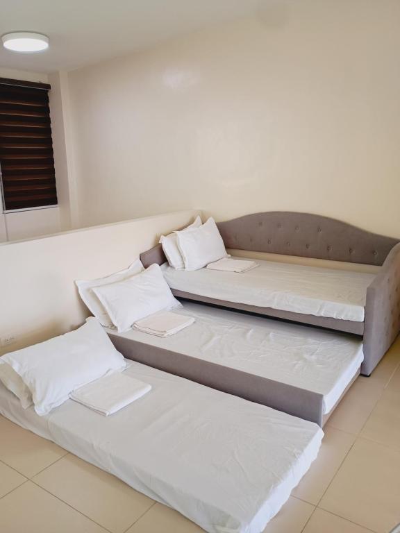 Postel nebo postele na pokoji v ubytování The Loft Pico de Loro