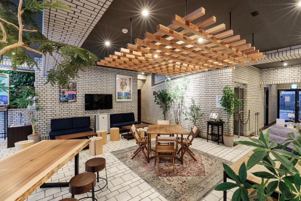 TV a/nebo společenská místnost v ubytování Hotel Silk Tree Nagoya
