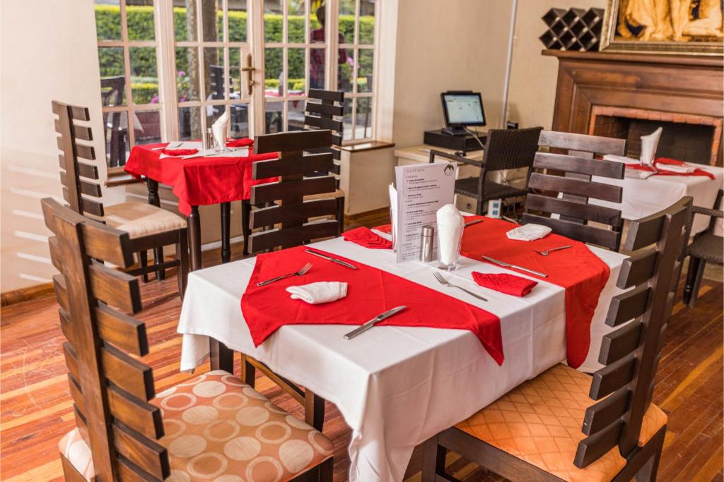 Restaurace v ubytování The Blixen Resort & Spa