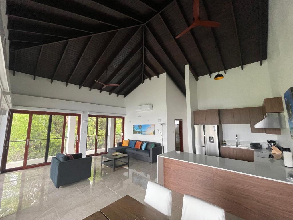 Kuchyň nebo kuchyňský kout v ubytování Villa Vino Lucia