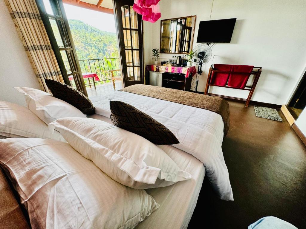 Rock Grand View - 10