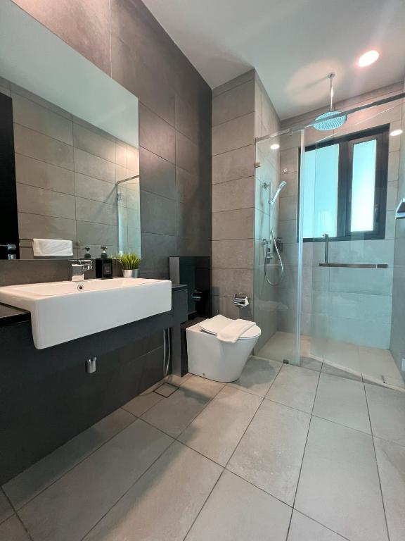 Koupelna v ubytování Opus Residence KL by EUcation Home