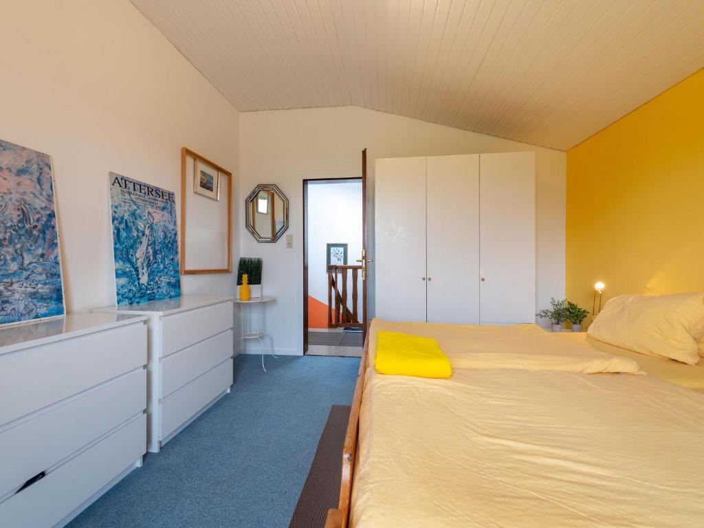 Postel nebo postele na pokoji v ubytování Beautiful holiday home in Attersee with garden