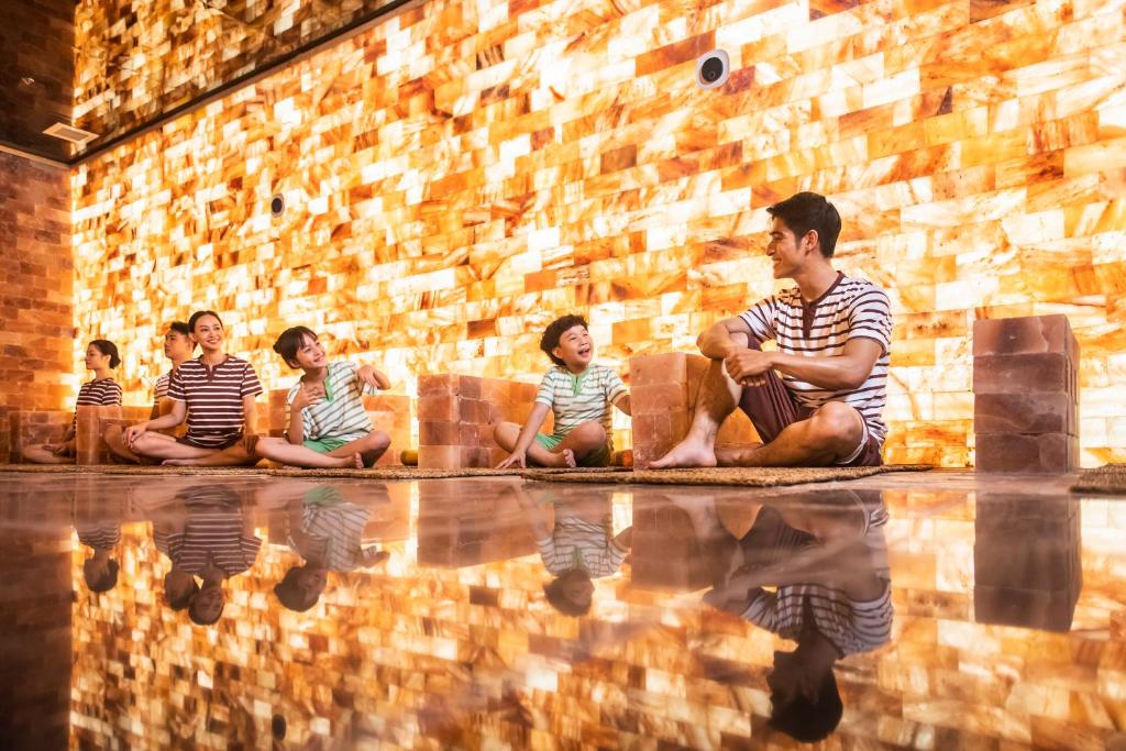 Phòng Deluxe Giường Cỡ King Nhìn Ra Đại Dương- Bữa Sáng + Miễn Phí Sử Dụng Jjimjilbang