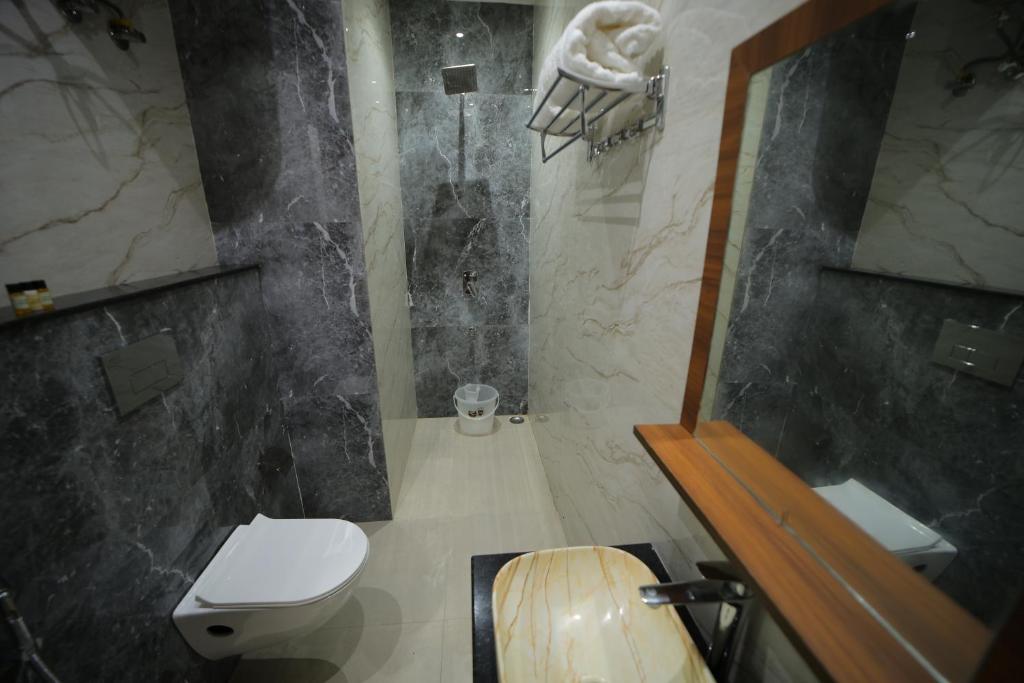Koupelna v ubytování Hotel Dev Villas - 600 meters from Taj Mahal
