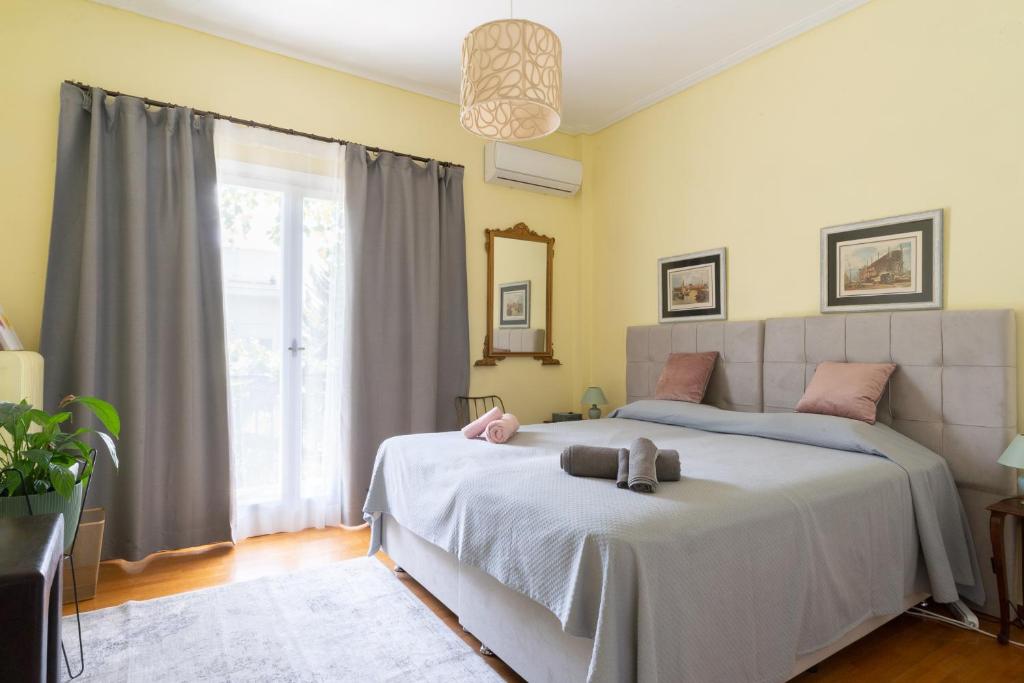 Magnificent Bnb Athens Voula - Deluxe Appartement Met Twee Slaapkamers Met Balkon