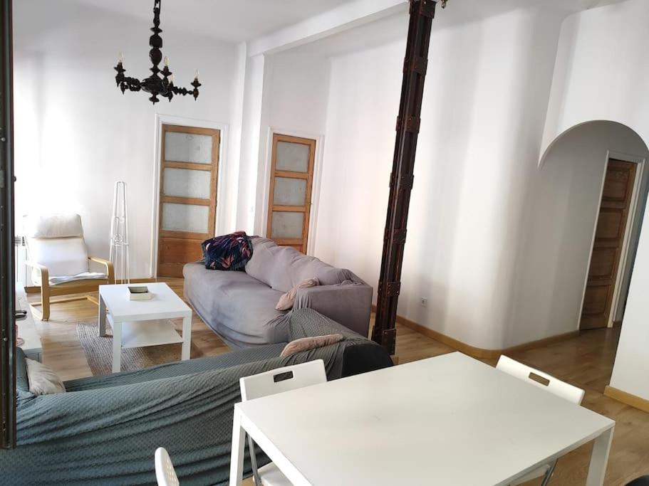 Stunning apartment for 7 pax - CvB