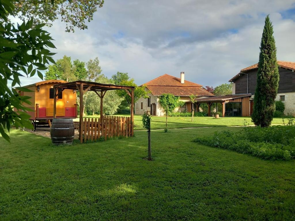 Zahrada ubytování Au Pichet