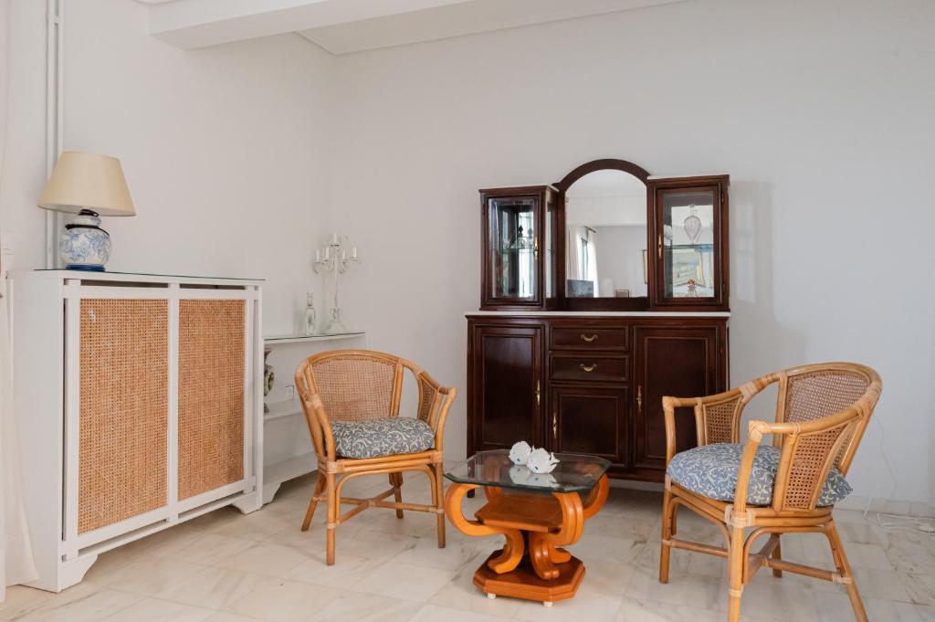 Fotografie z fotogalerie ubytování Beachfront Oasis v destinaci Nerántza