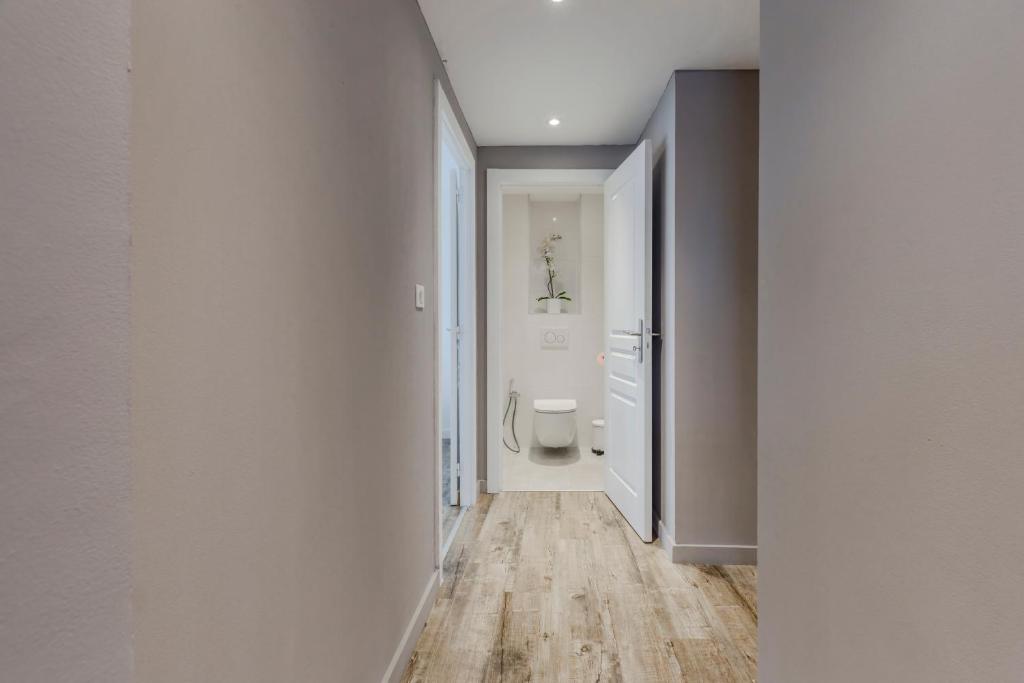 Travel Homes - CityStar - Espace et Confort en plein centre, sur-équipé – photo 14