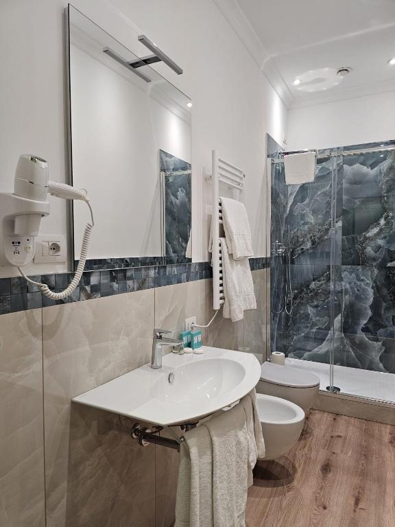 Andreola Central Hotel - Resim 2