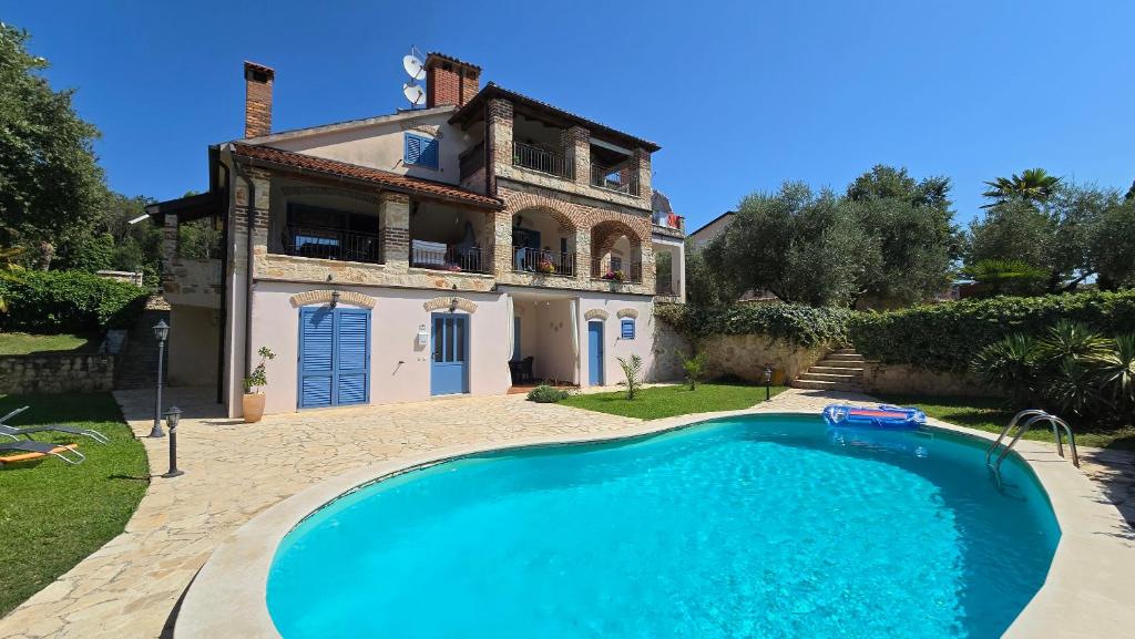 Πισίνα στο ή κοντά στο Apartments Andrea