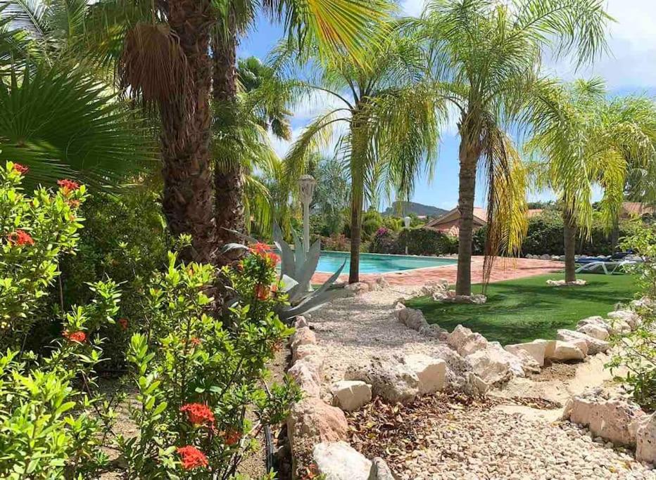 Tropisch paradijs Villa Jan Thiel Curaçao