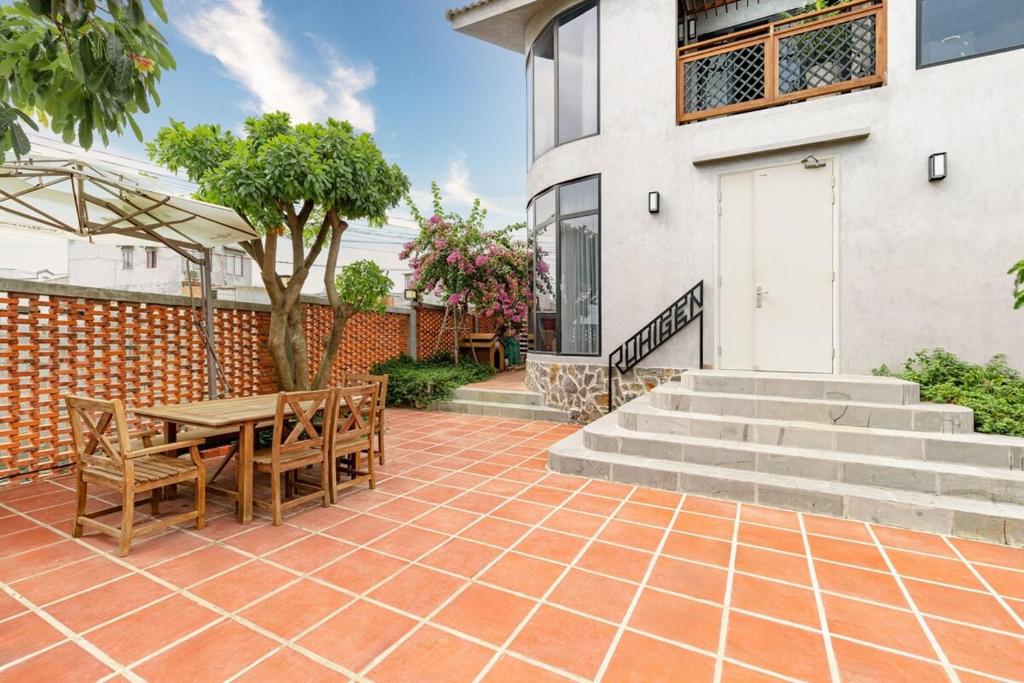 Ban công/sân hiên tại Ruhigen Legend Villa Vesta Collections