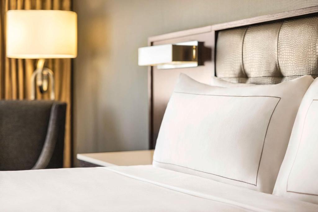 Hilton Philadelphia City Avenue - 