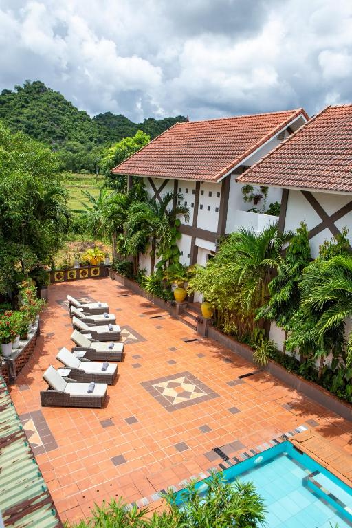 Victory Road Villas - 17