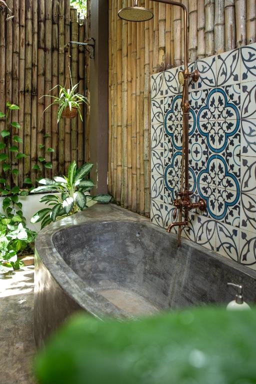 Victory Road Villas - 18