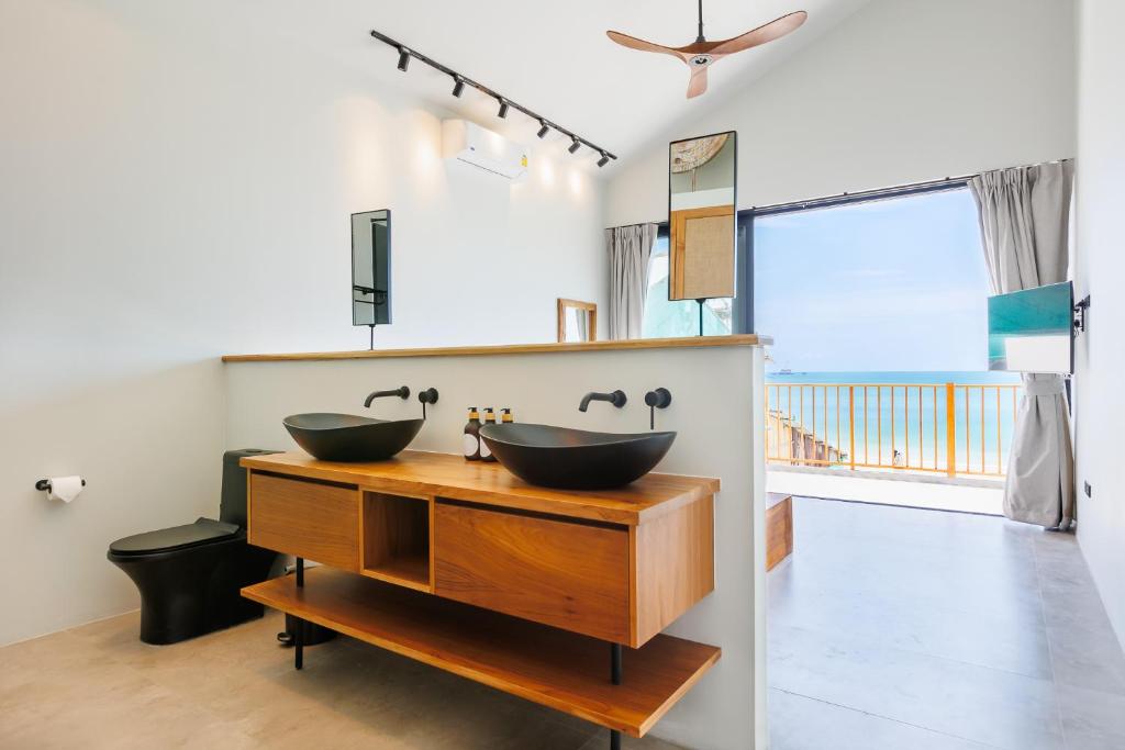 Fotografie z fotogalerie ubytování ZiVilla Private Pool Beachfront v destinaci Chaloklum