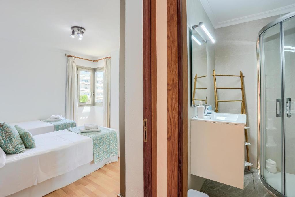 Posteľ alebo postele v izbe v ubytovaní Apartamento Rosa 16 by Rentallorca