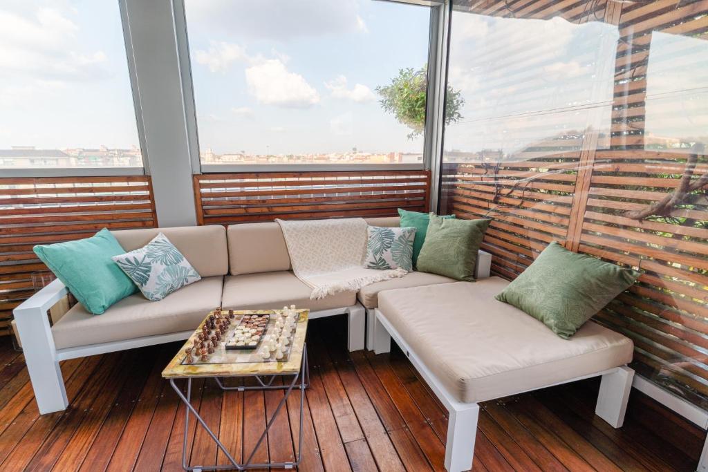 Fiftyfive-one Zuretti - Resim 6