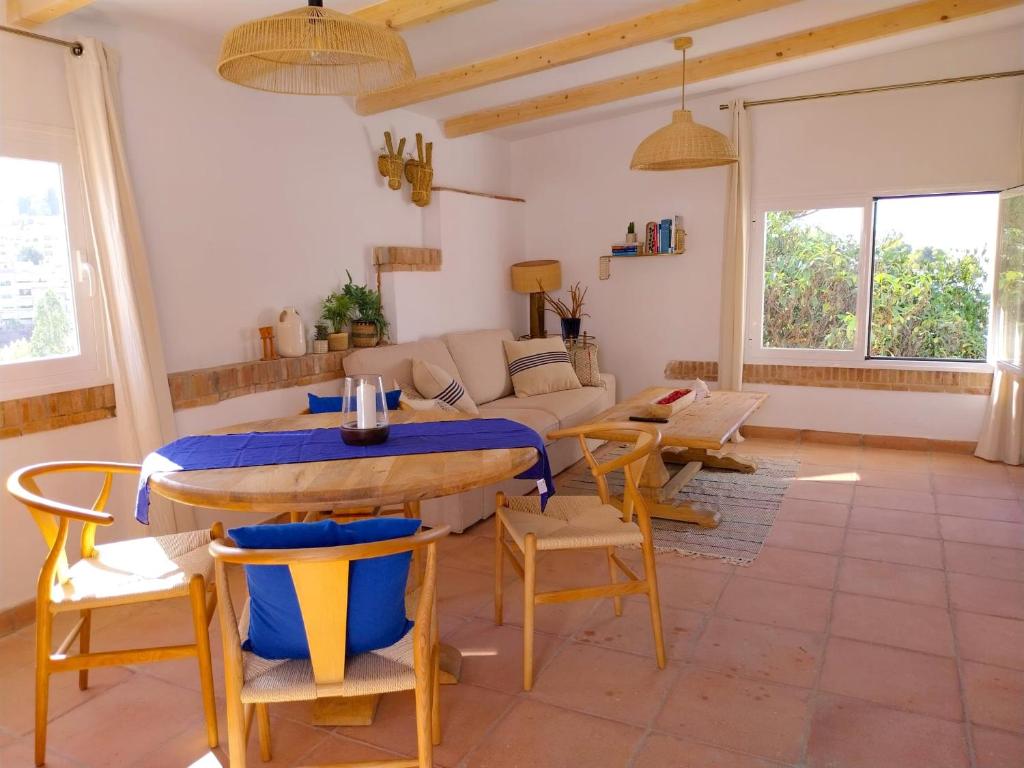 Posezení v ubytování VILLA CLAVERO EIGHT Premium Apt