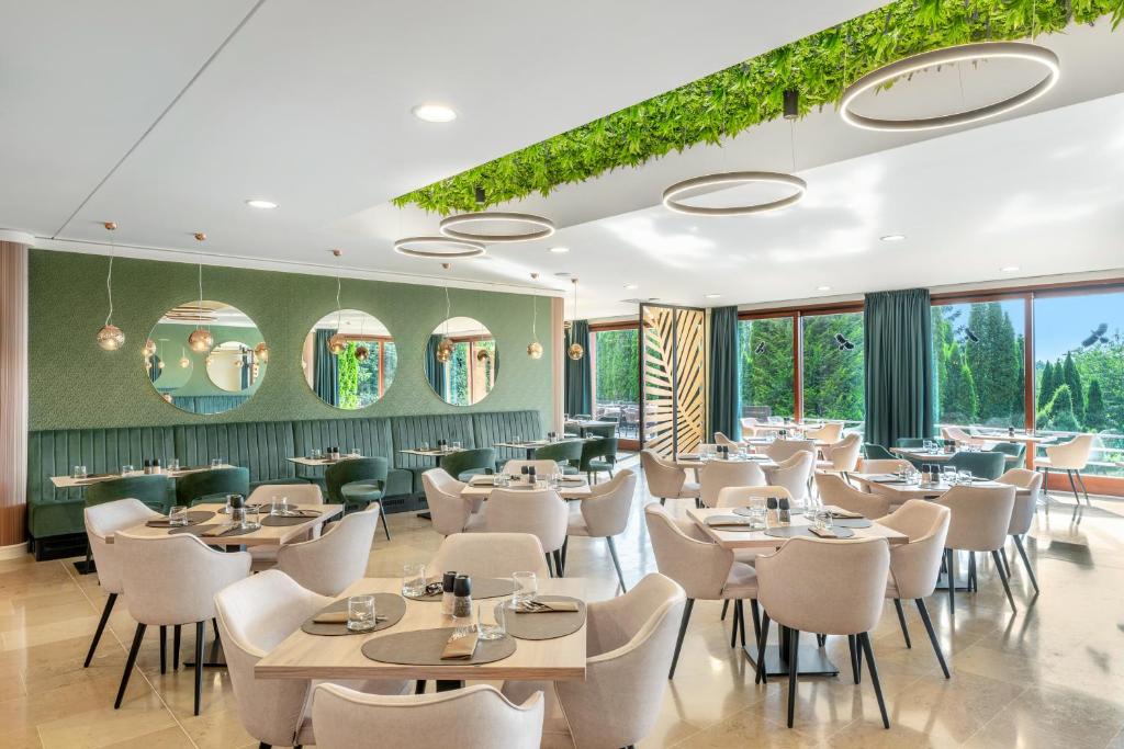 Restaurace v ubytování Hotel Narád
