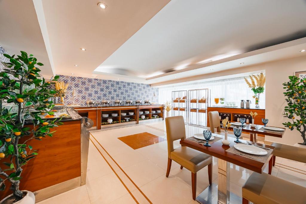 Golden Sands Hotel Apartments - Resim 22