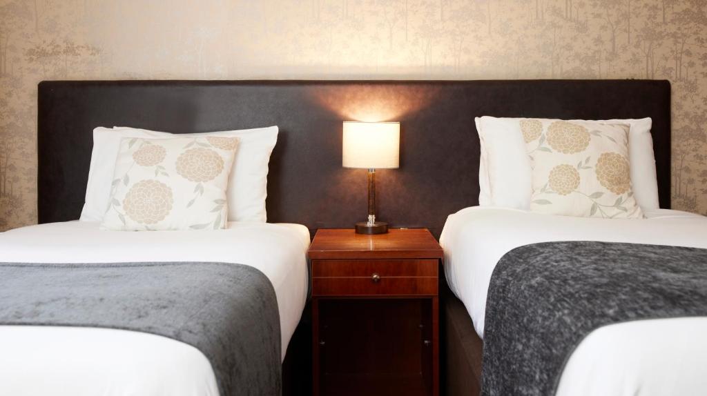 Hunters Hall Inn by Greene King Inns - Twin Room