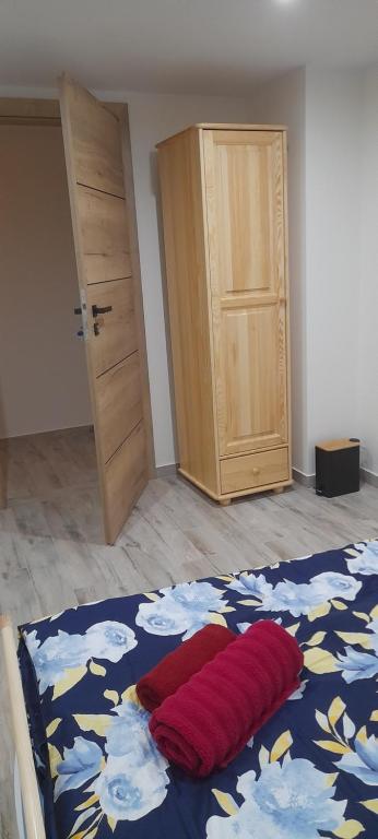 Posteľ alebo postele v izbe v ubytovaní Baza wypadowa 3