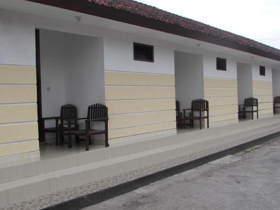 Hotel Singasari - Budget Tweepersoonskamer Met 2 Aparte Bedden