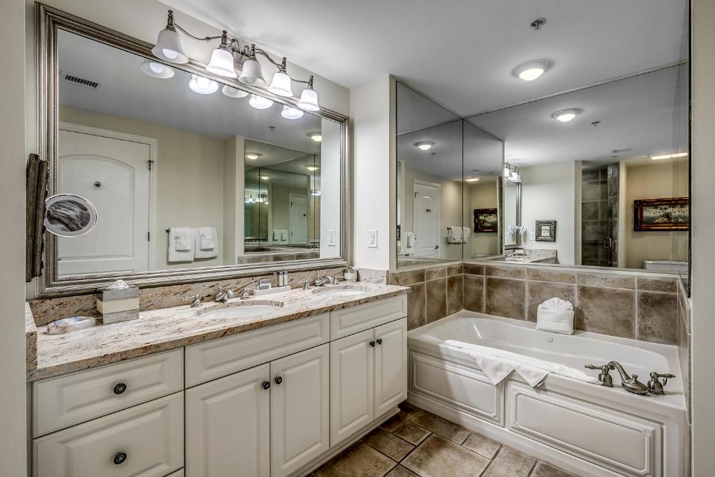 North Beach Resort & Villas - 1202 Savannah Oceanfront Four Bedroom Luxury Condo