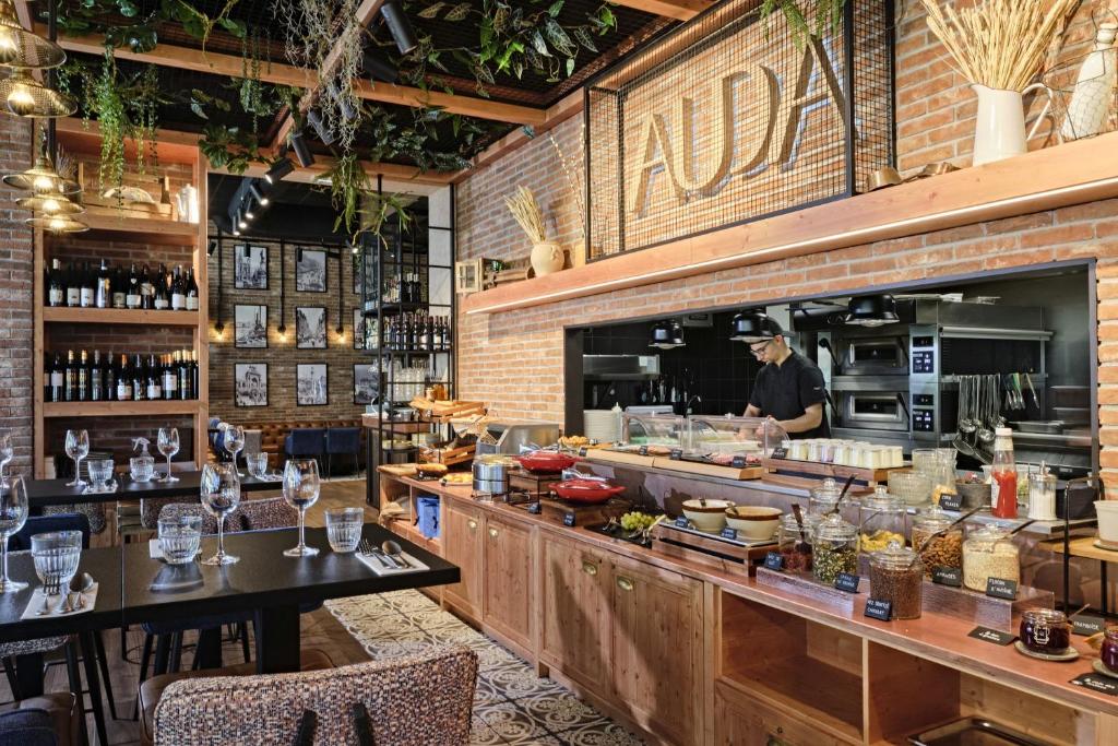 Appart Hotel Odalys City Marseille Centre Euromed - Resim 6