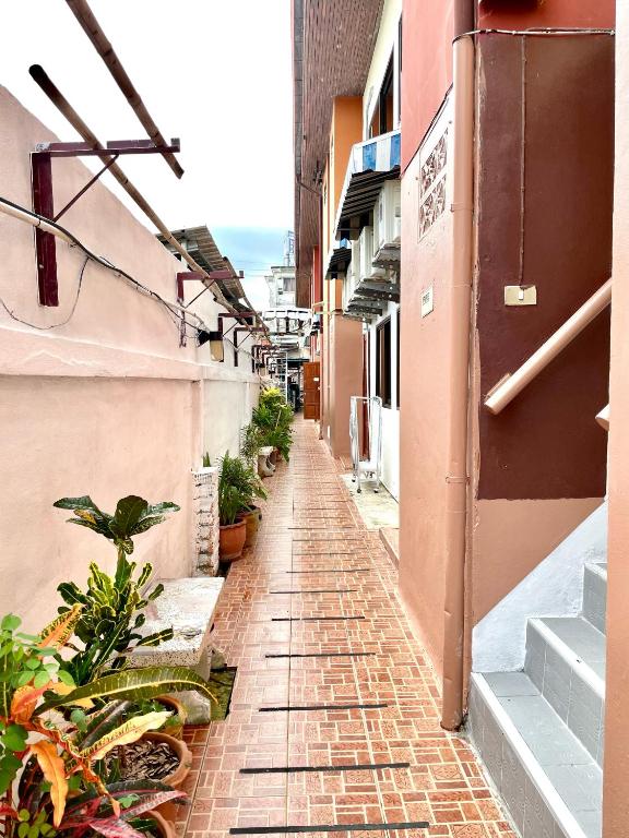 JJ karon beach hotel - 11