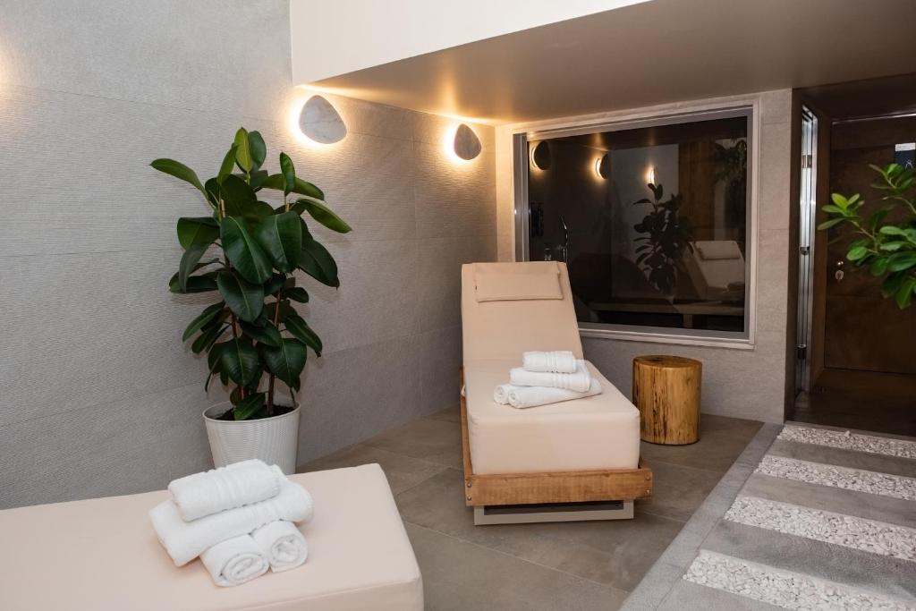 White Corner - Resim 34