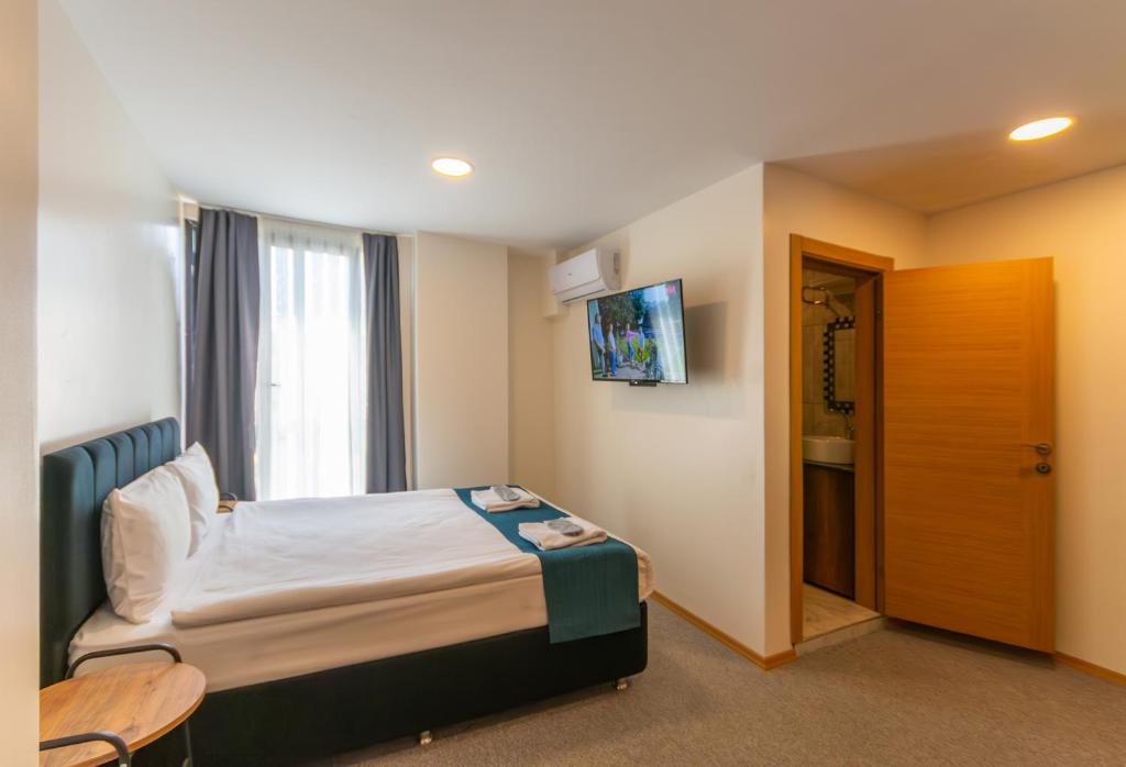 New Garden Airport Hotel - Standaard Eenpersoonskamer