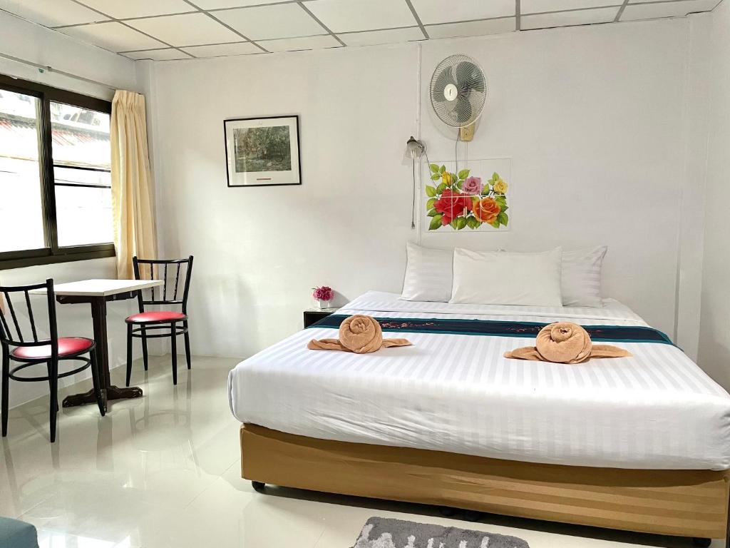 JJ karon beach hotel - 2