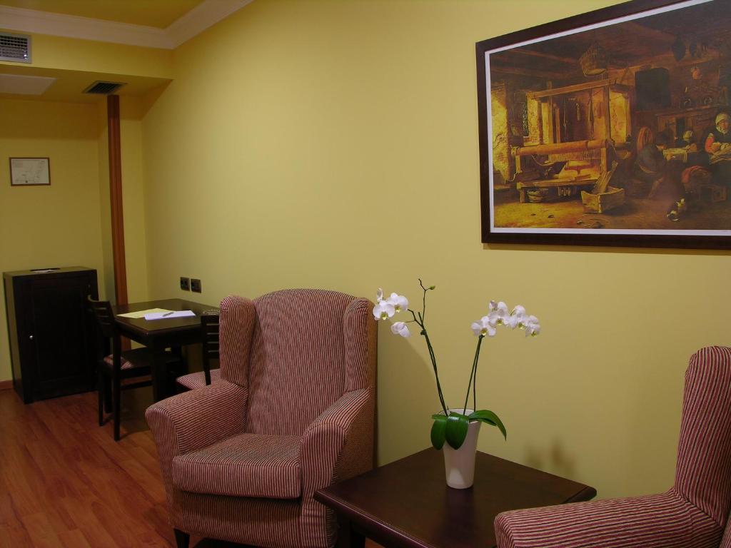 Hotel II Castillas Ávila - 11